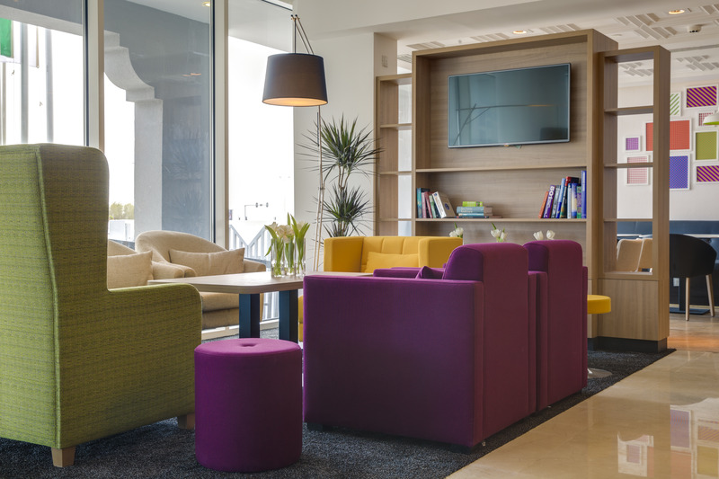 Park Inn by Radisson Dammam - Bar