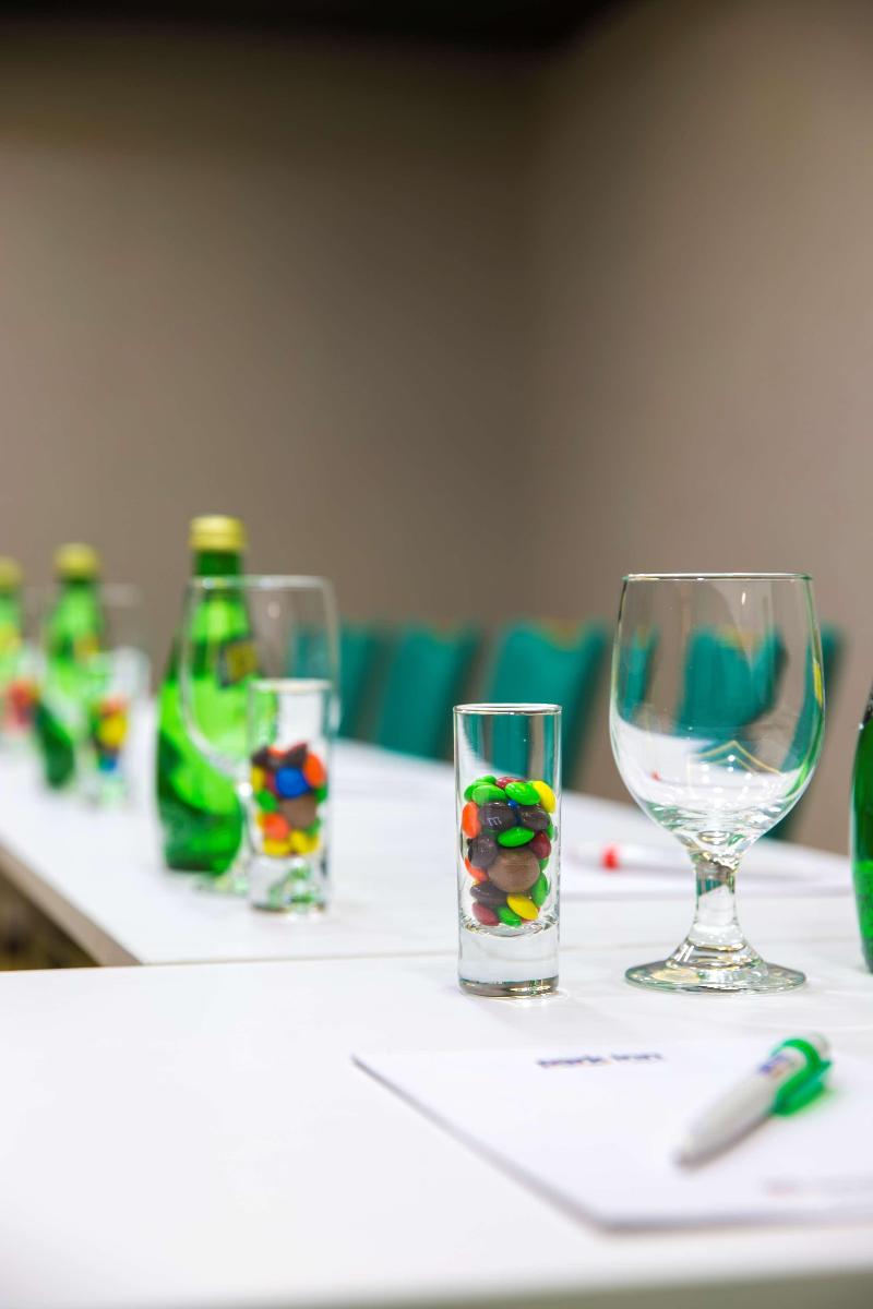 Park Inn by Radisson Dammam - Toplantı