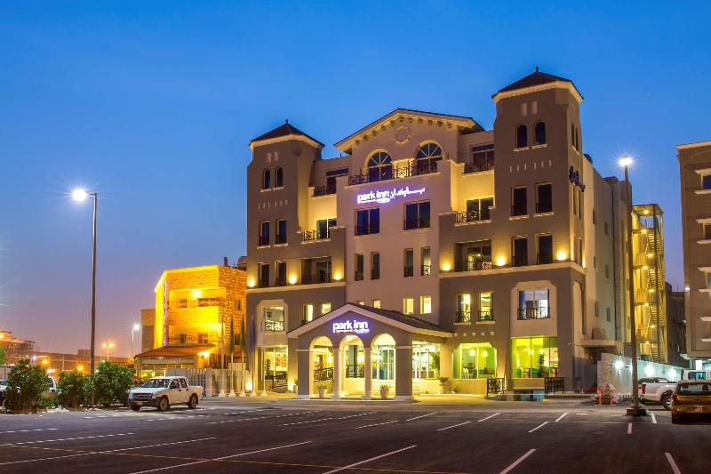 Park Inn by Radisson Dammam - Genel