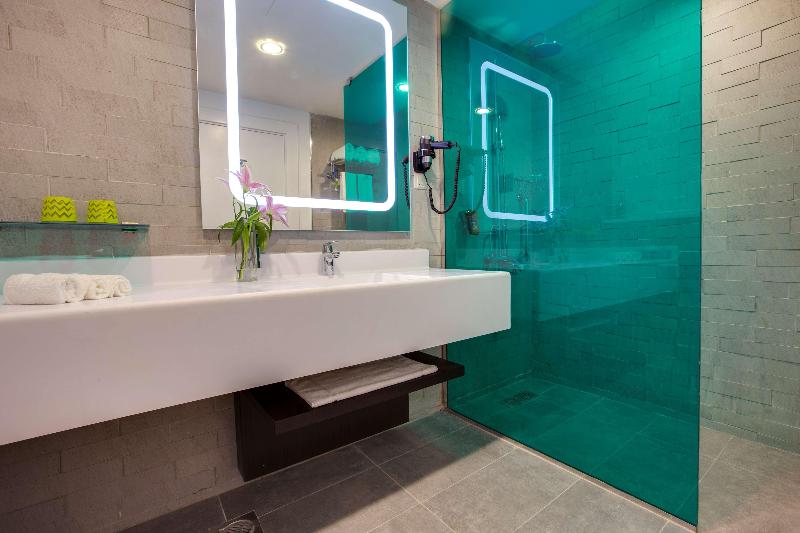 Park Inn by Radisson Dammam - Oda