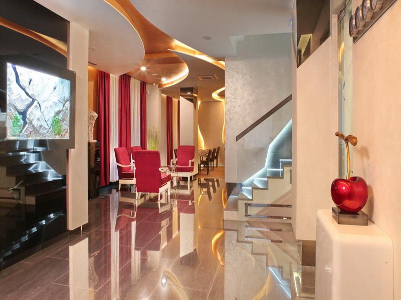 Nova City Hotel Signature Collection - Lobi