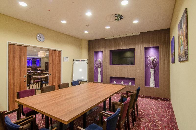 Premier Inn Düsseldorf City Centre - Toplantı