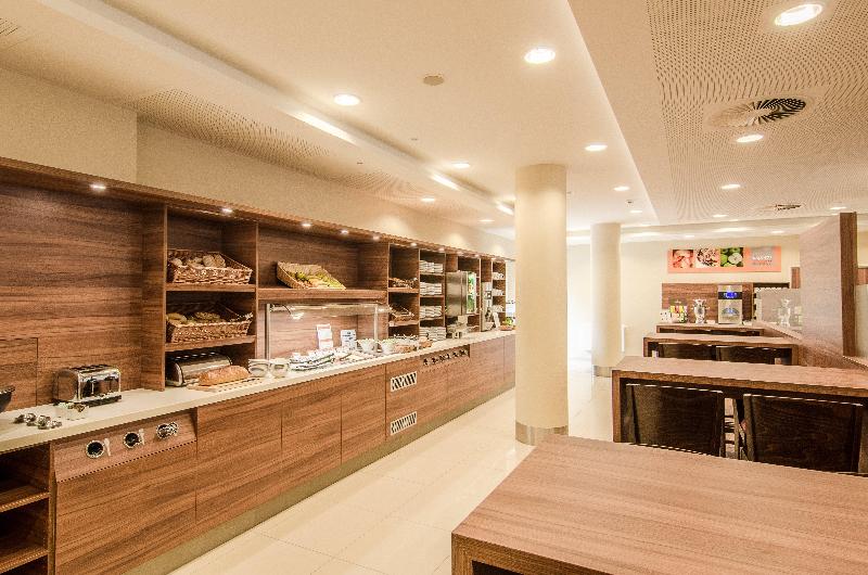 Premier Inn Düsseldorf City Centre - Restoran