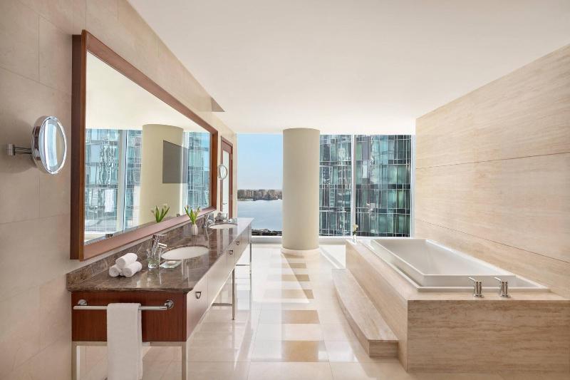 JW Marriott Marquis City Center - Oda