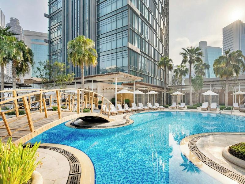 JW Marriott Marquis City Center - Havuz