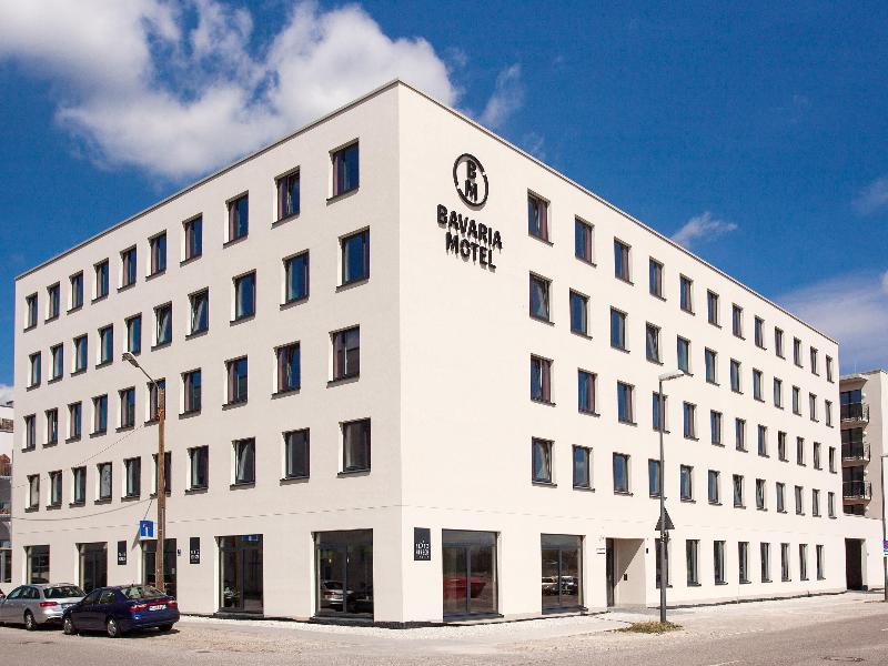 Bavaria Motel - Genel
