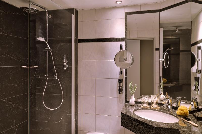 Leonardo Royal Hotel Baden-Baden - Oda