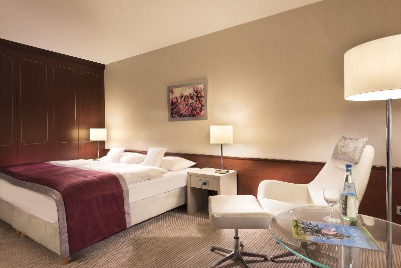Maritim Hotel Bonn - Oda