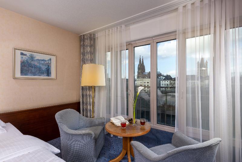 Maritim Hotel Köln - Oda