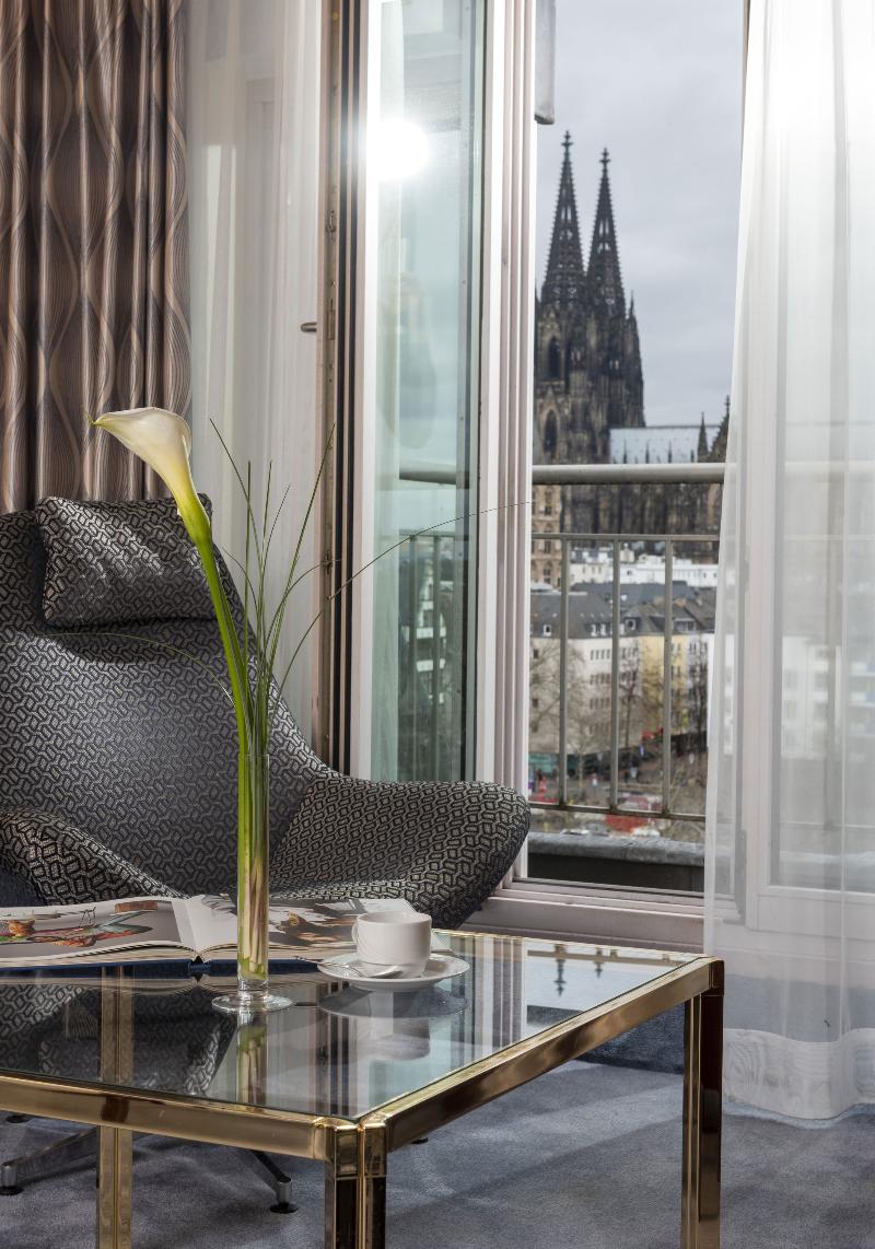 Maritim Hotel Köln - Oda