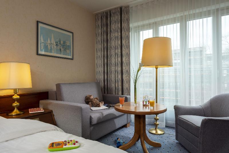 Maritim Hotel Köln - Oda