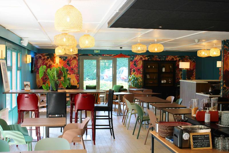 KYRIAD HONFLEUR - La Riviere Saint Sauveur - Restoran