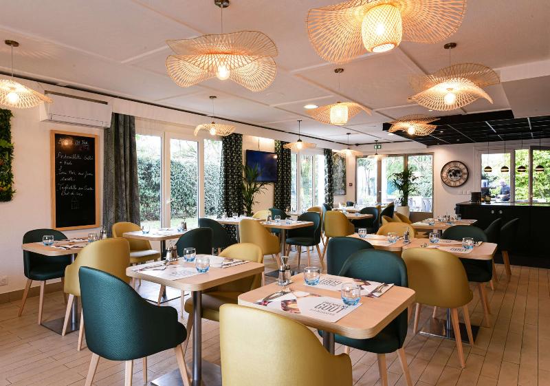 Kyriad Villeneuve Saint Georges - Restoran