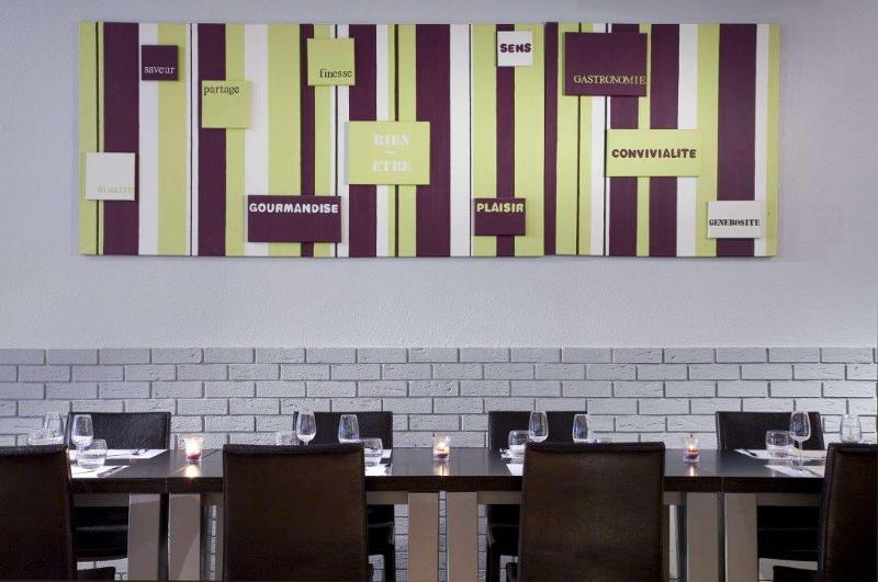Kyriad Lille Est - Villeneuve D'Ascq - Restoran