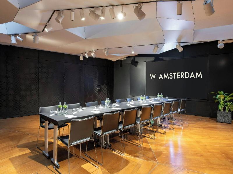 W Amsterdam - Toplantı