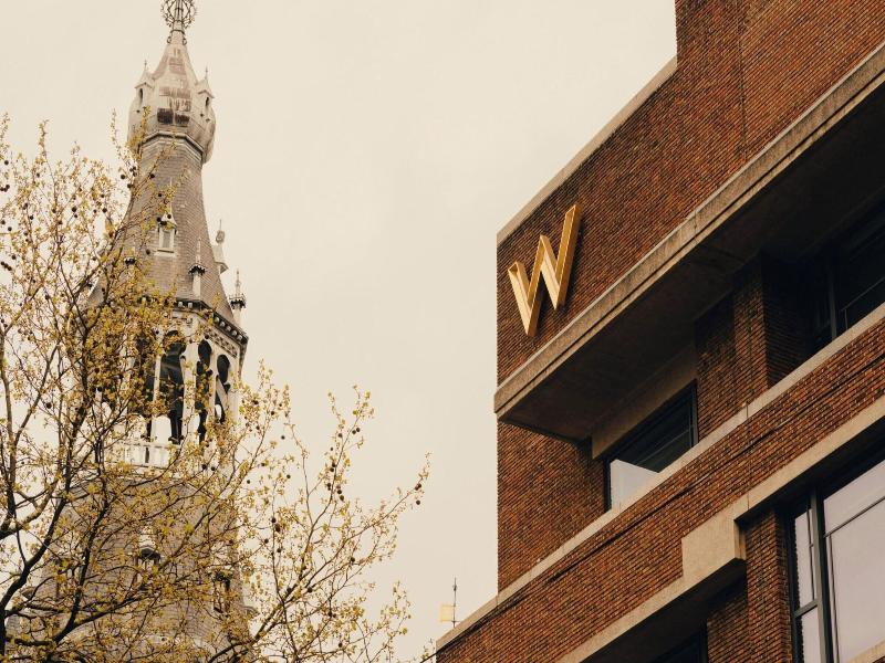 W Amsterdam - Genel