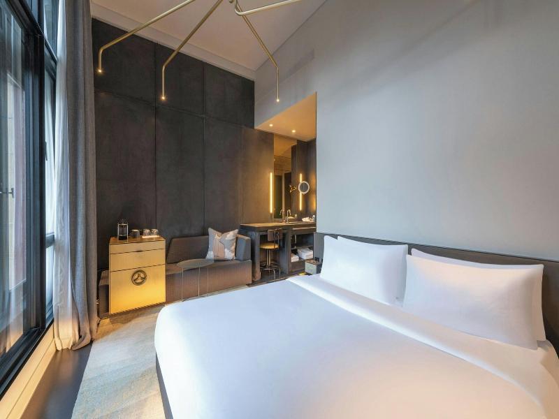 W Amsterdam - Oda