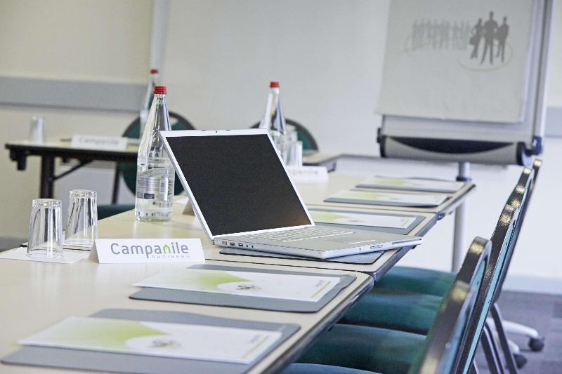 Campanile Lens - Toplantı