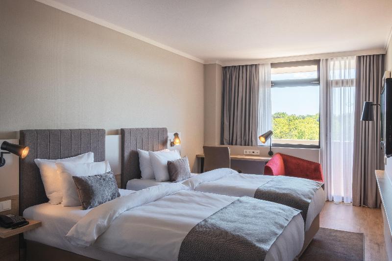 Crowne Plaza Frankfurt Congress Hotel - Oda