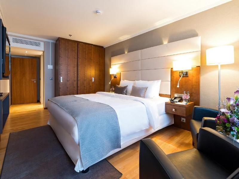 Crowne Plaza Frankfurt Congress Hotel - Oda