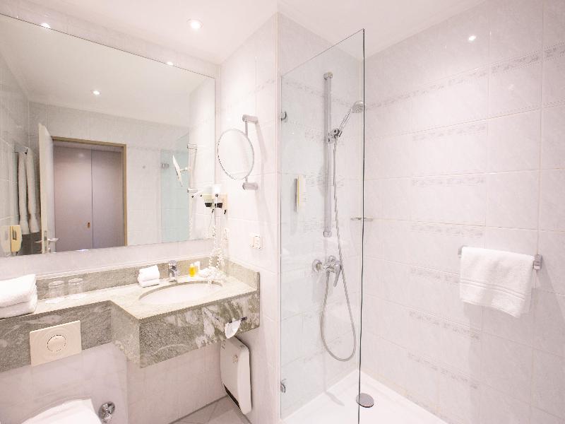 Crowne Plaza Frankfurt Congress Hotel - Oda