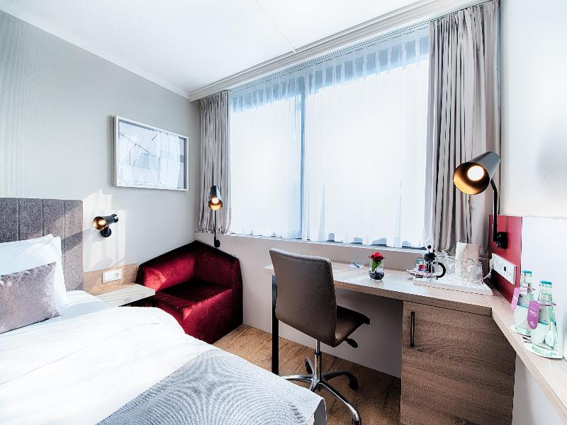 Crowne Plaza Frankfurt Congress Hotel - Oda