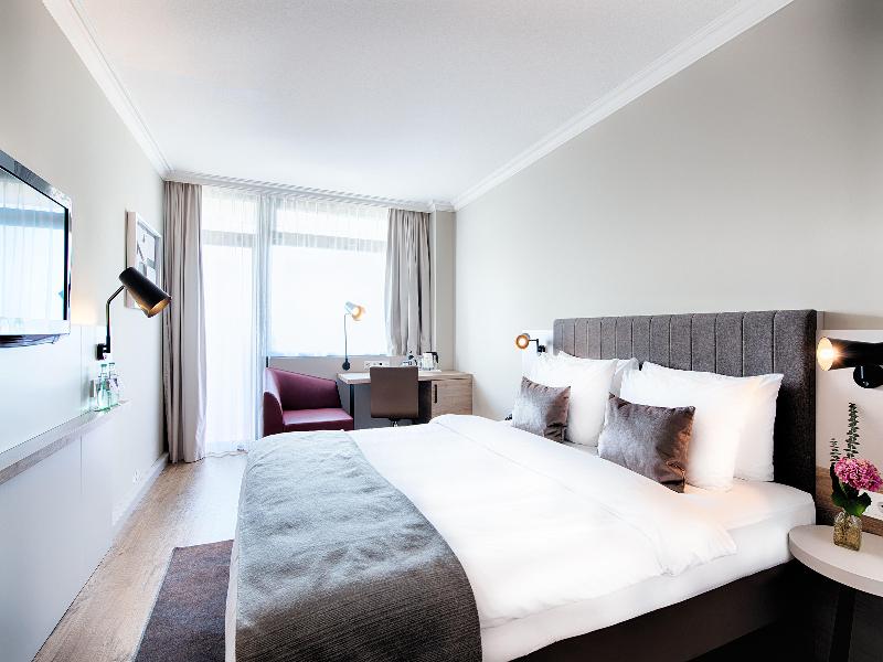 Crowne Plaza Frankfurt Congress Hotel - Oda