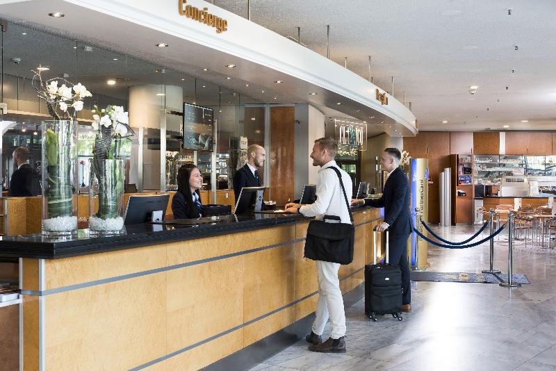 Maritim Hotel Frankfurt - Lobi