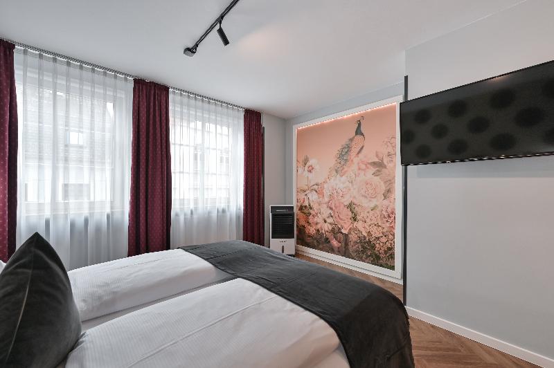 Hotel Sonne - Oda