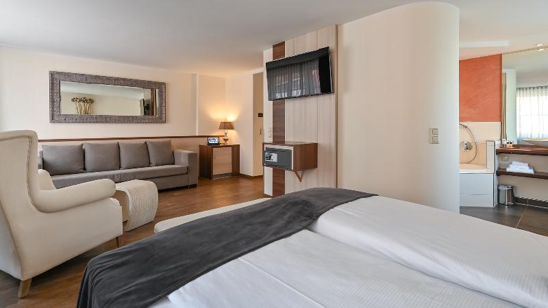 Hotel Sonne - Oda