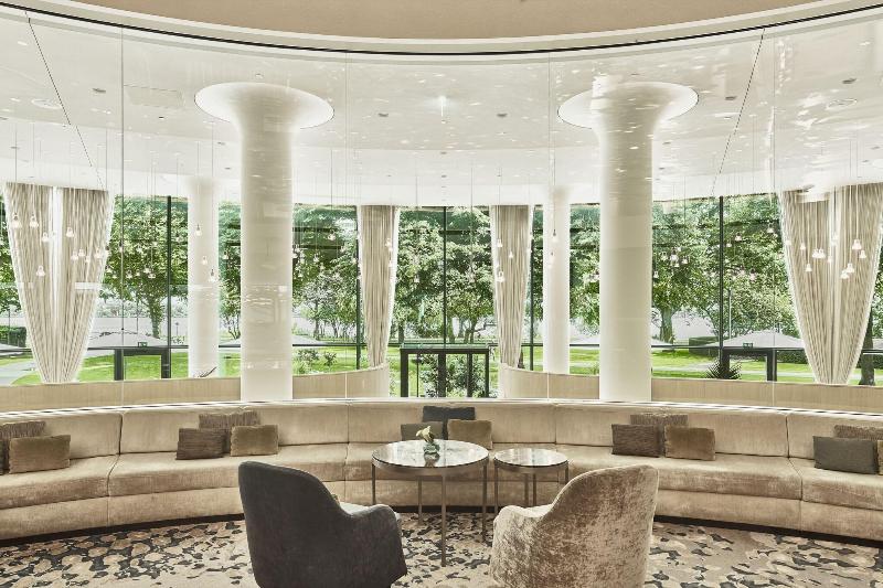 The Fontenay - Lobi