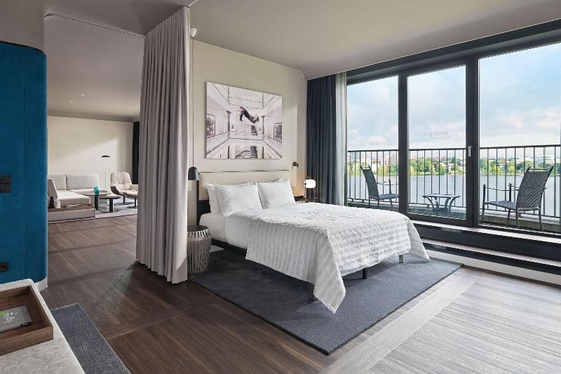 Le Méridien Hamburg - Oda