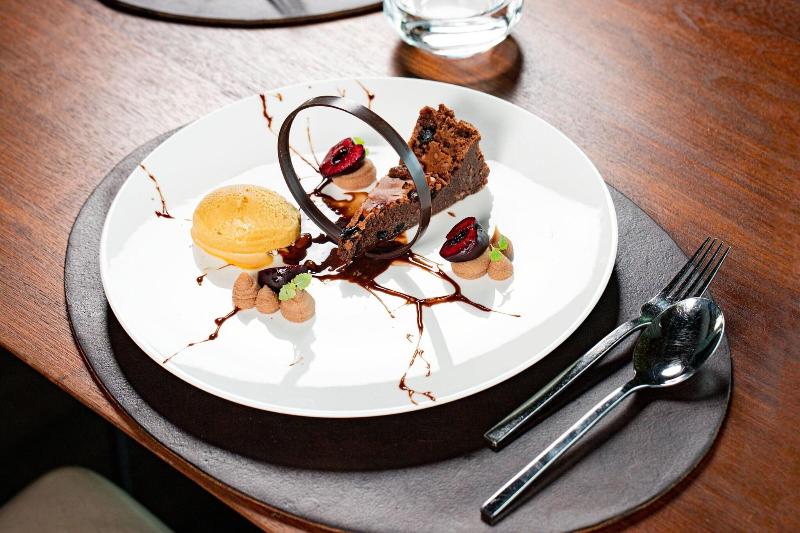 Le Méridien Hamburg - Restoran