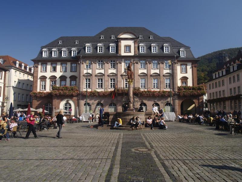 Hotel Zum Ritter St. Georg - Genel