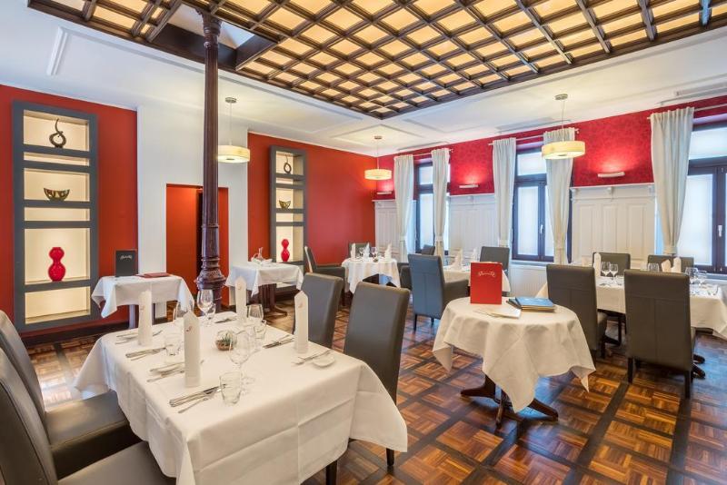 Hotel Zum Ritter St. Georg - Genel