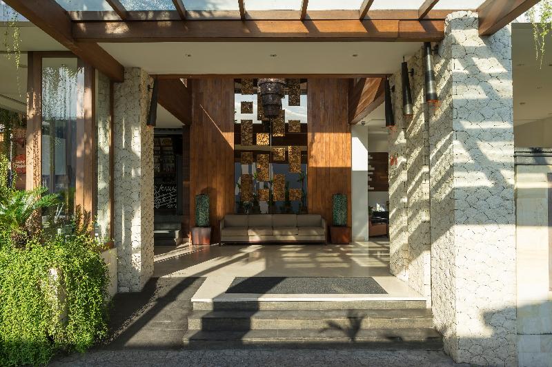 d'primahotel Petitenget Seminyak 2 - Lobi