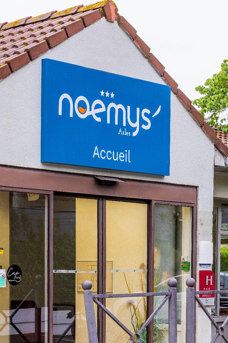 Noemys Arles - Genel