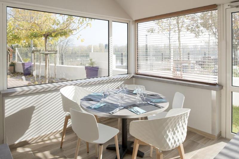 Kyriad Lyon Sud - Givors - Restoran