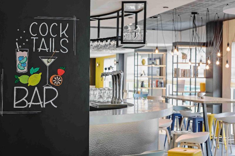 Campanile Roissy Le Mesnil Amelot - Bar