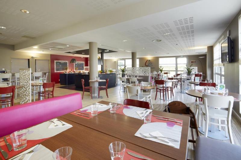 Campanile Roissy Le Mesnil Amelot - Restoran