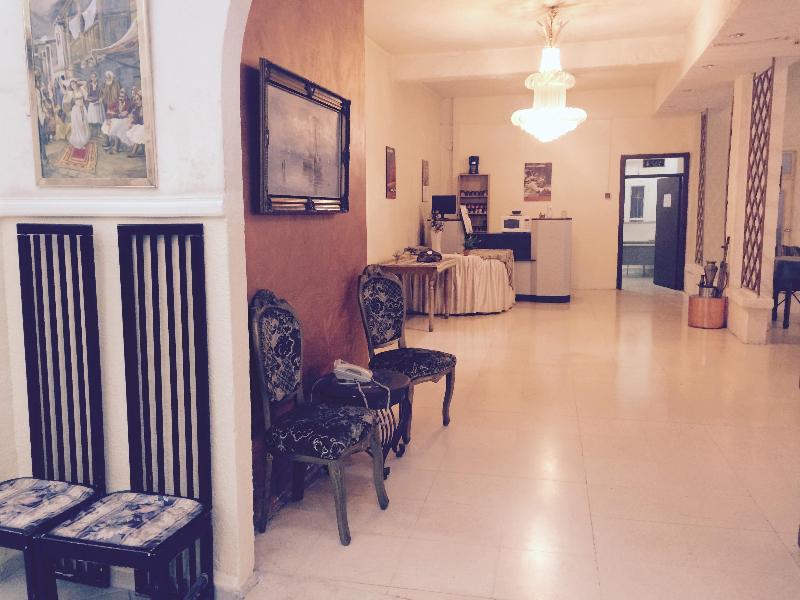 New Park Hotel - Lobi