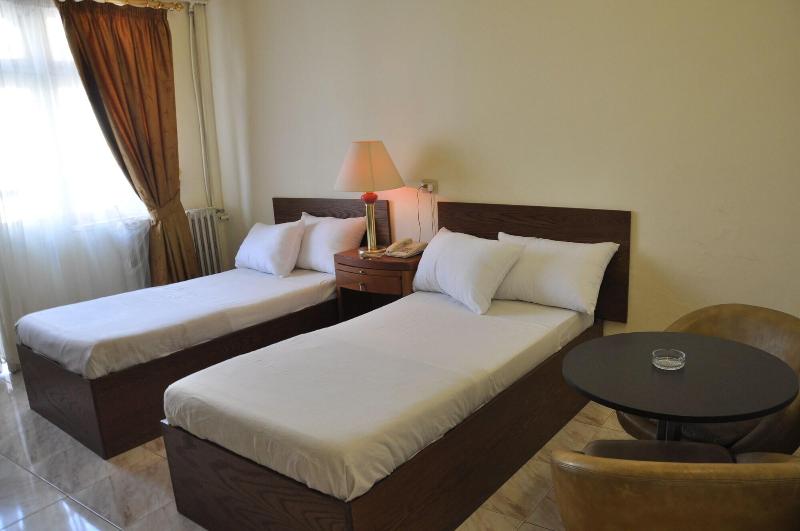 New Park Hotel - Oda