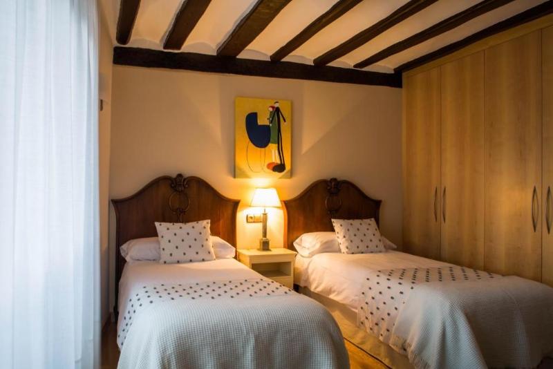 Casa de la Cadena - Oda
