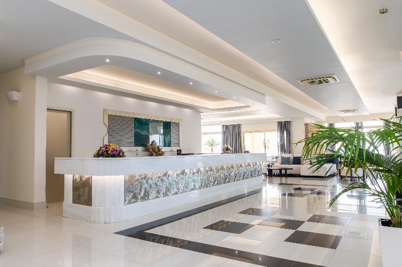 Grand Blue Beach Hotel - Lobi