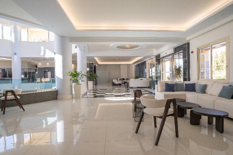 Grand Blue Beach Hotel - Lobi