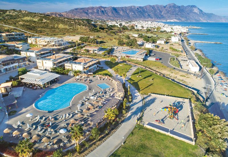 Grand Blue Beach Hotel - Genel