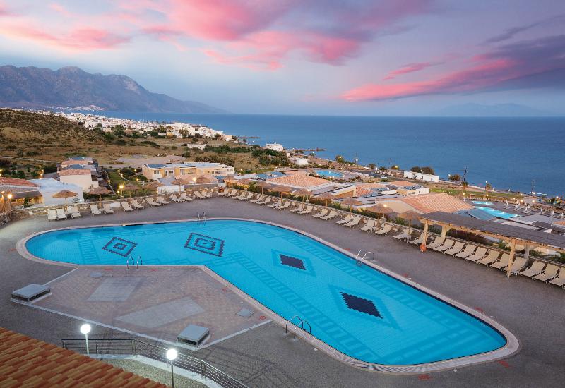 Grand Blue Beach Hotel - Genel