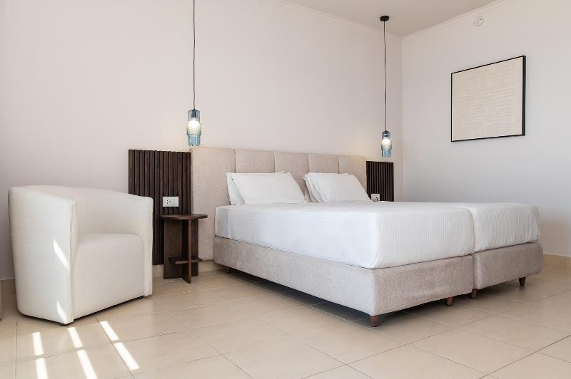 Grand Blue Beach Hotel - Oda