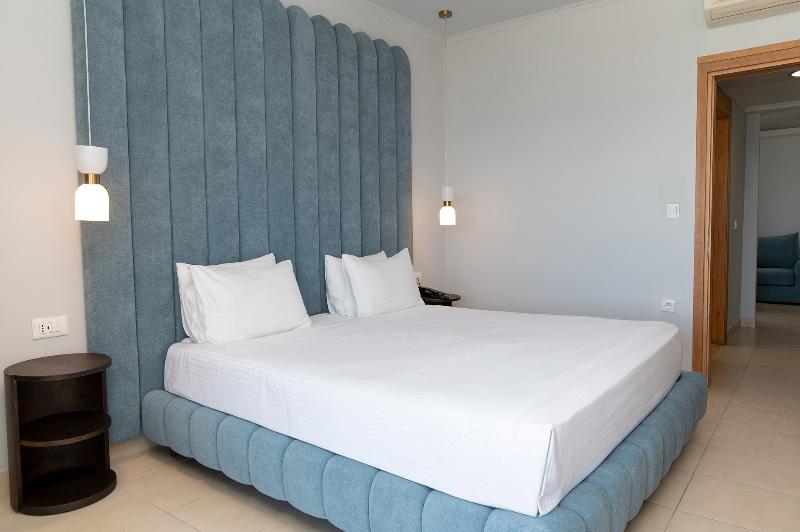 Grand Blue Beach Hotel - Oda