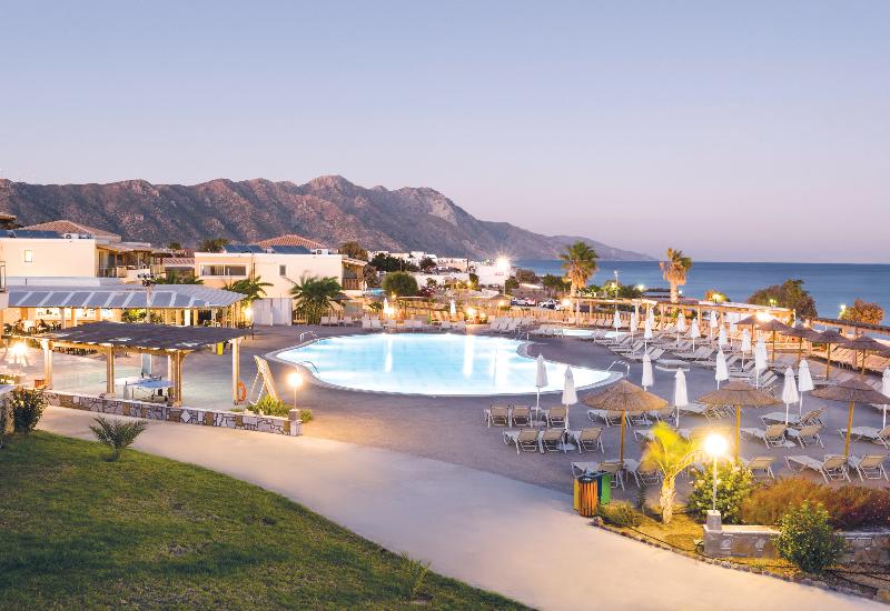 Grand Blue Beach Hotel - Havuz